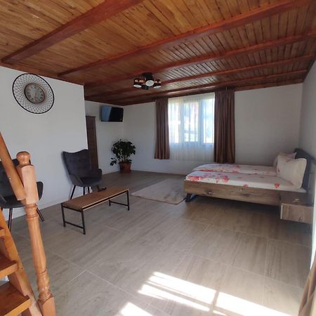 La Hacienda Hotel Chetani Ngoại thất bức ảnh
